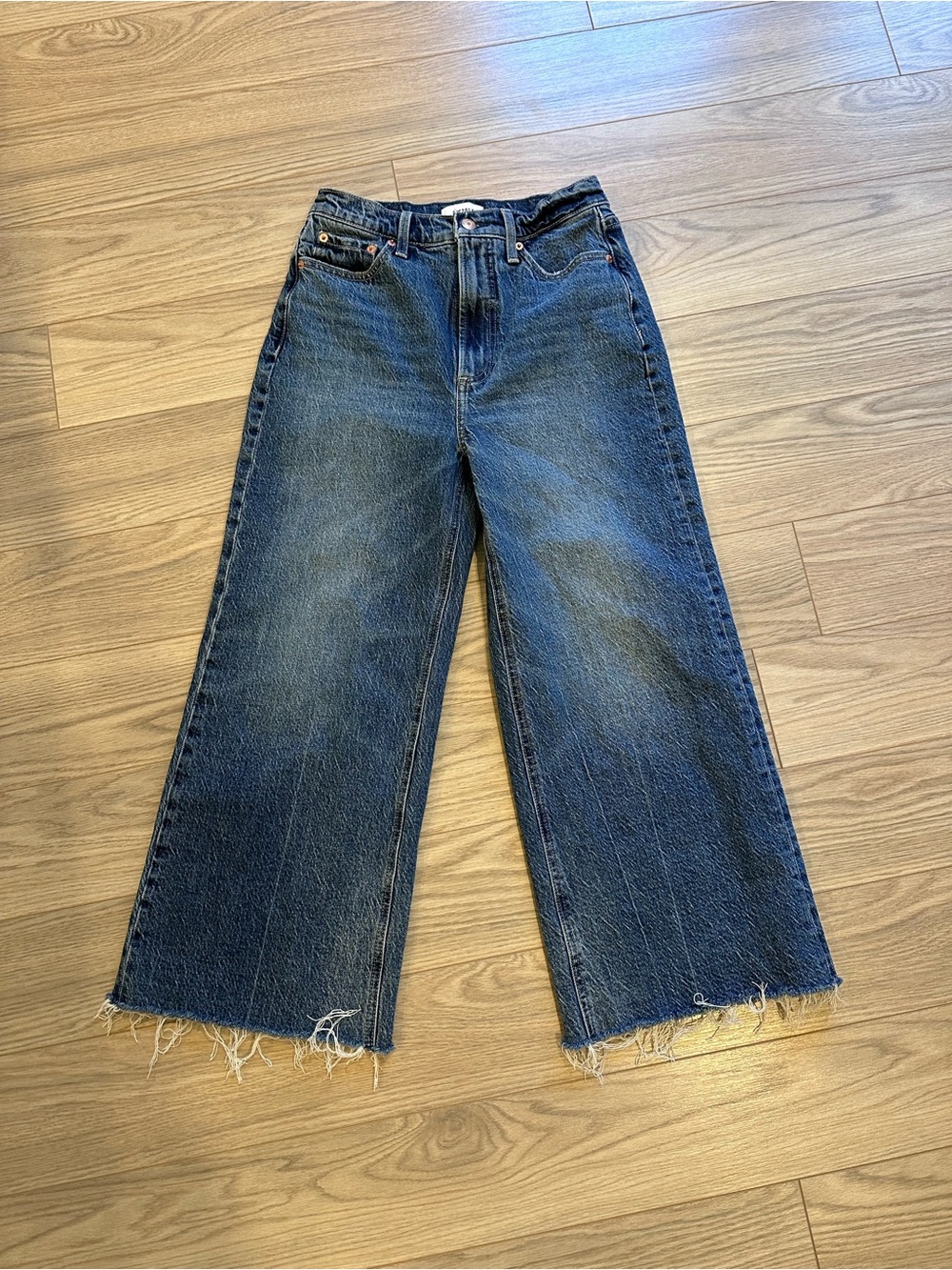 pistola cropped Wide-Leg Raw Hem Lana Jeans